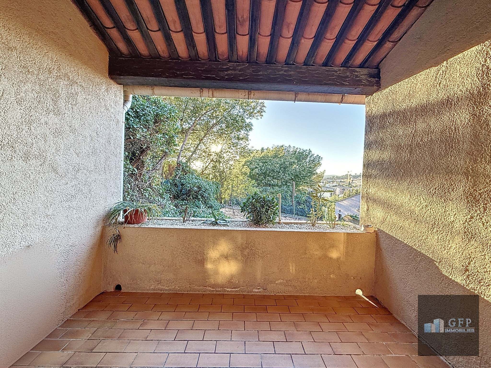 Appartement 1 pièce - 29m² - BORMES LES MIMOSAS