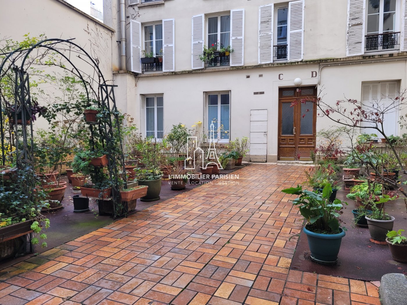 Appartement 2 pièces - 42m² - PARIS  - 18ème