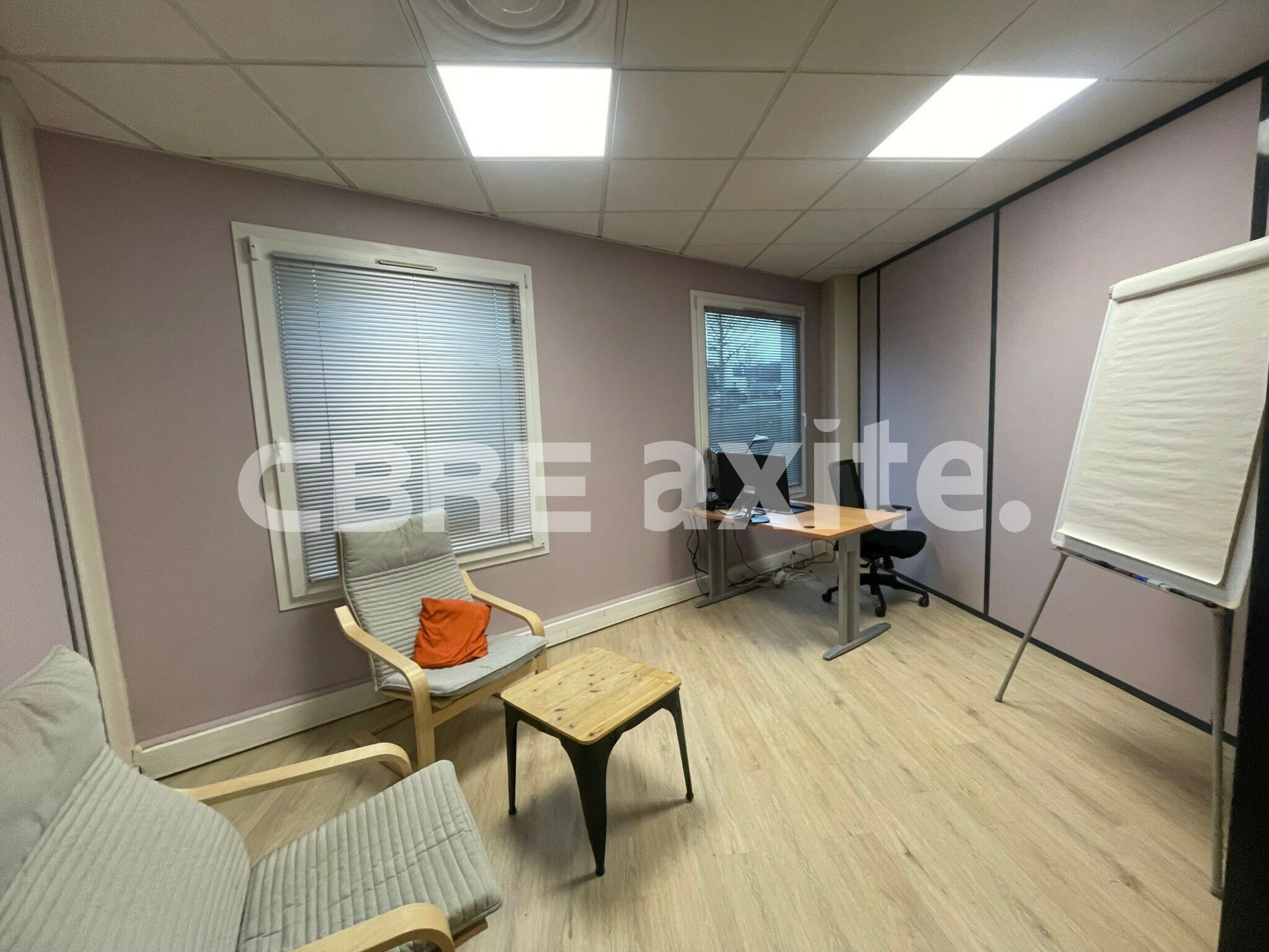 Local Professionnel  - 119m² - CHAVANOD