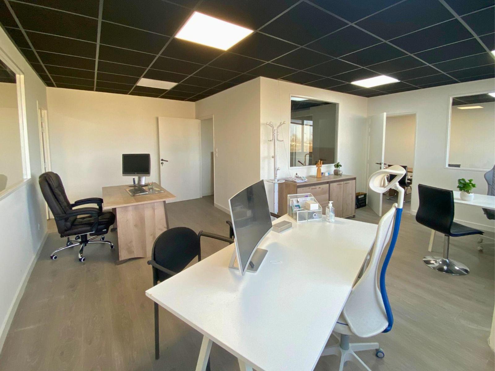 Local Professionnel  - 74m² - TOULOUSE