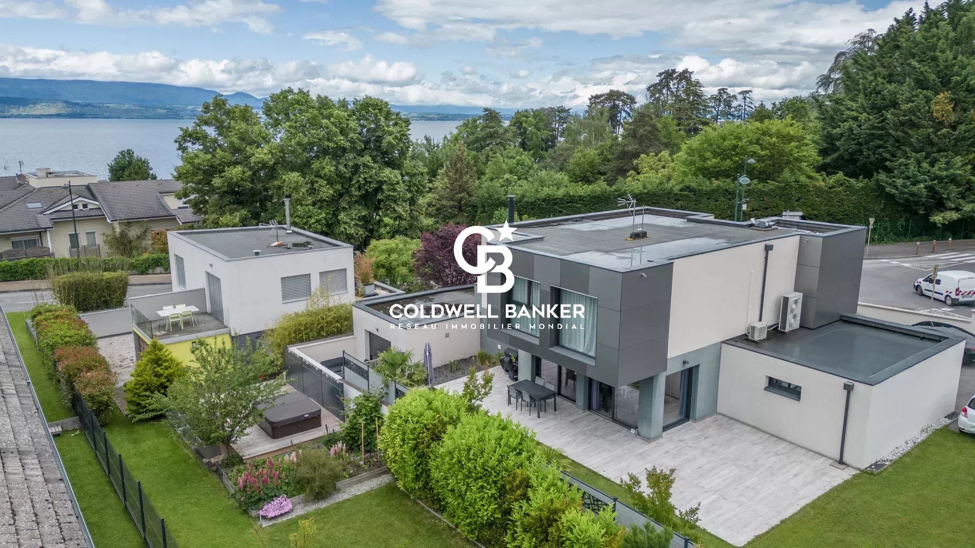 Maison 8 pièces - 230m² - THONON LES BAINS