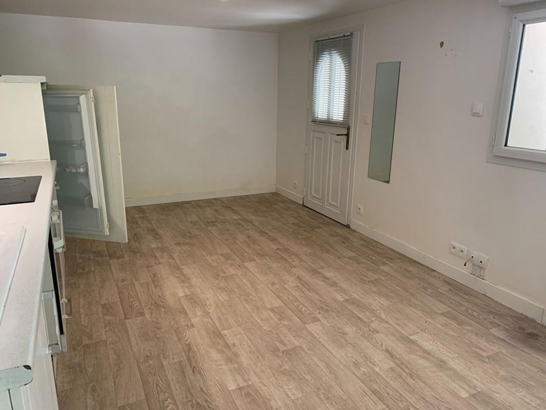 Appartement 2 pièces - 29m² - BOURG LA REINE