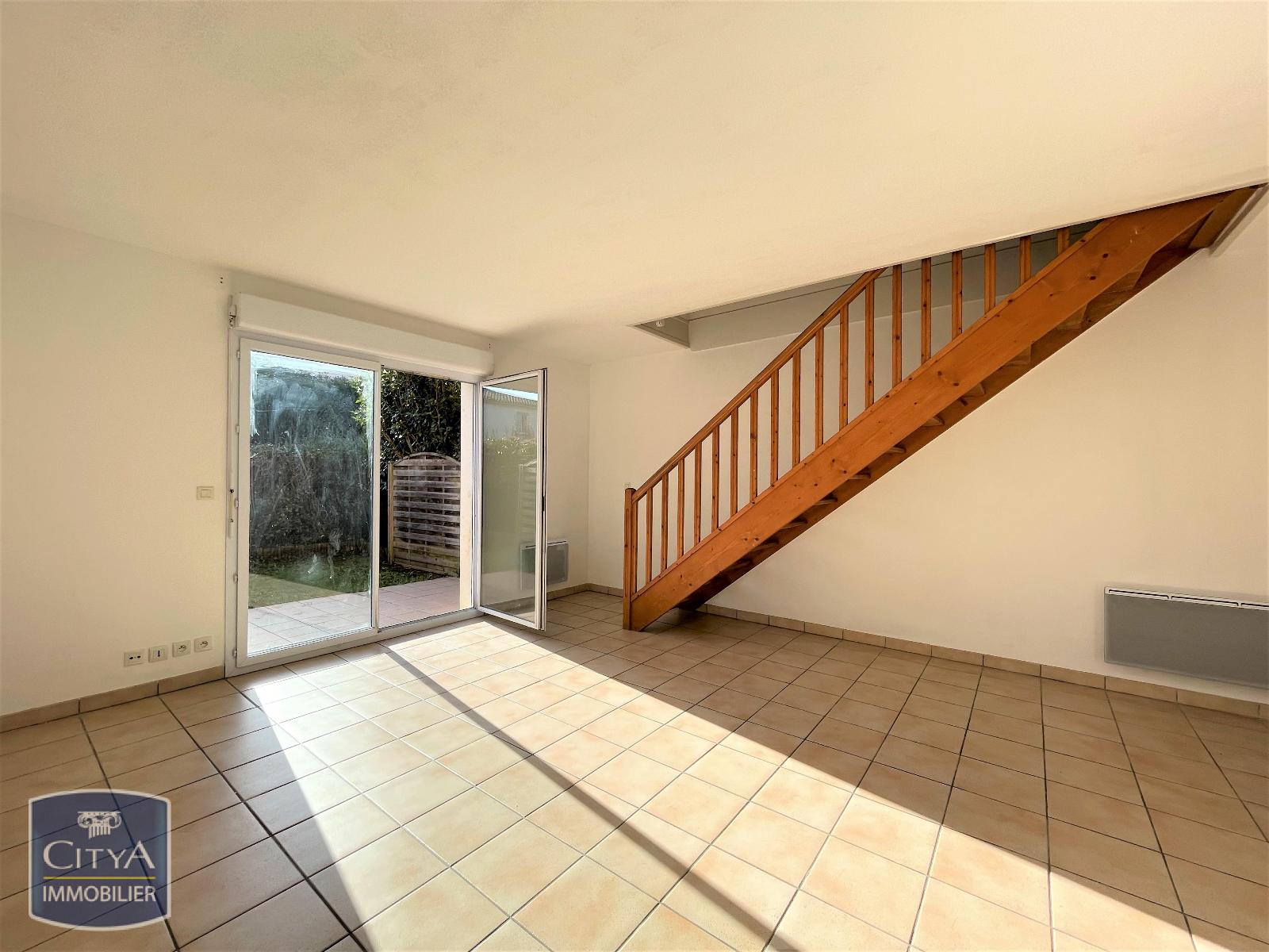 Maison 3 pièces - 72m² - MERCUES