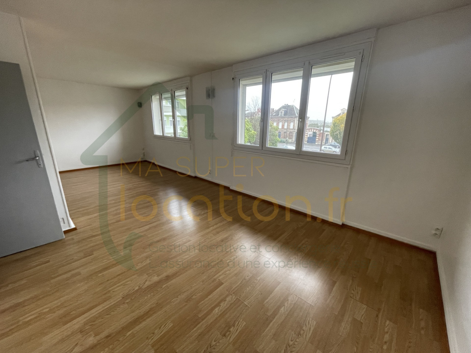 Appartement 2 pièces - 56m² - ST QUENTIN