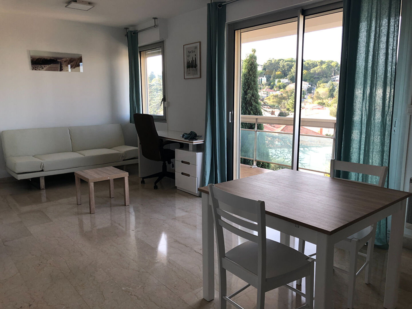 Appartement 1 pièce - 37m² - NIMES