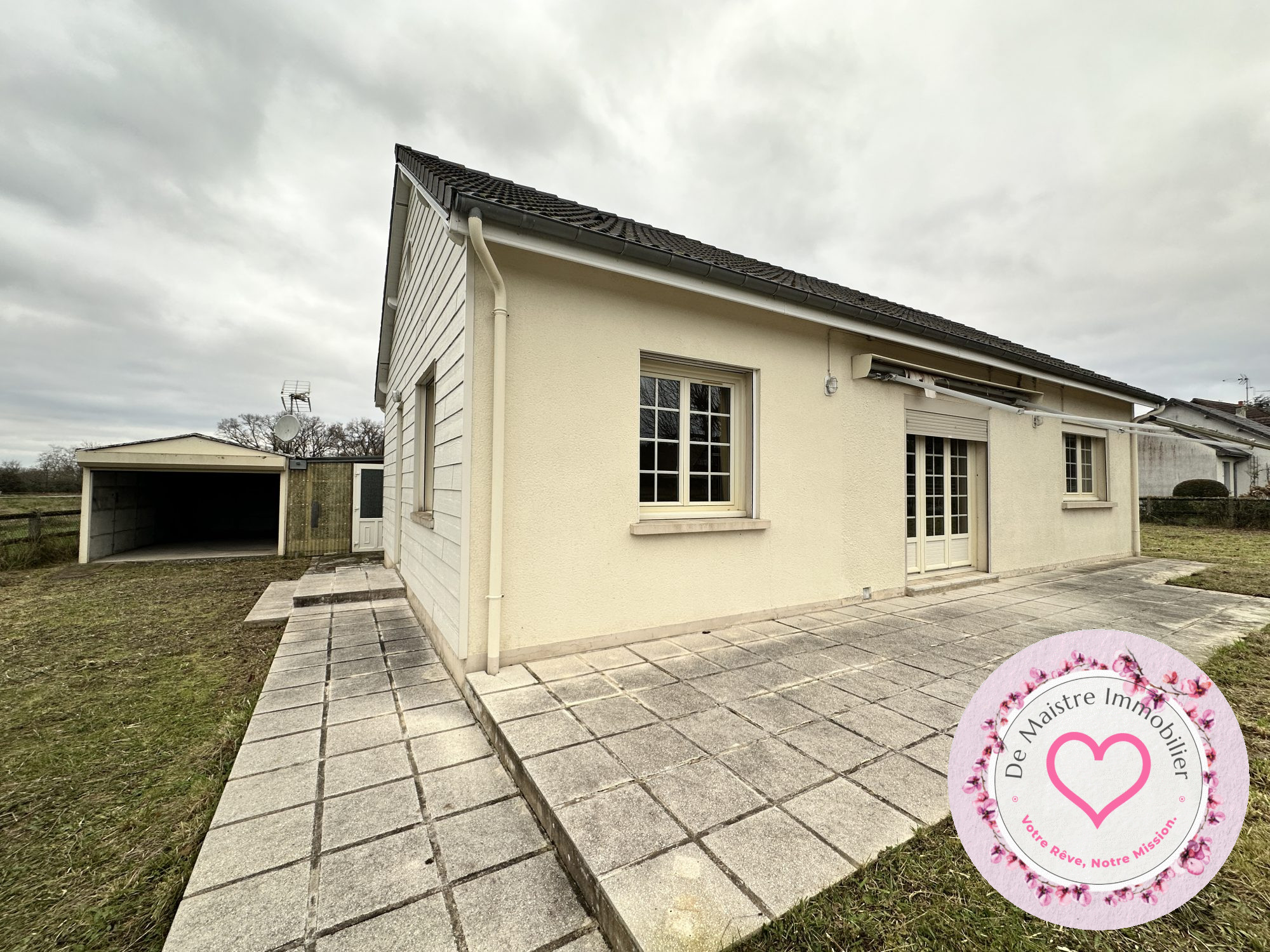 Maison 3 pièces - 82m² - OUZOUER SUR LOIRE