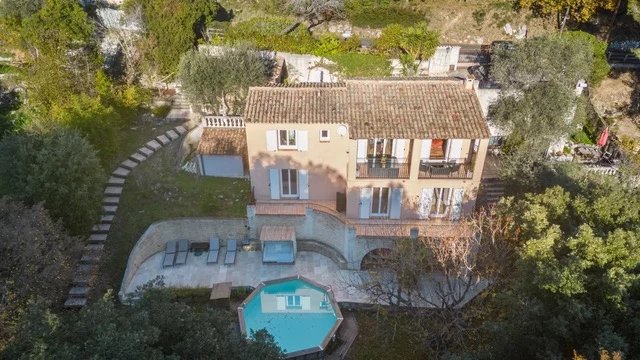 Maison 6 pièces - 222m² - VILLEFRANCHE SUR MER