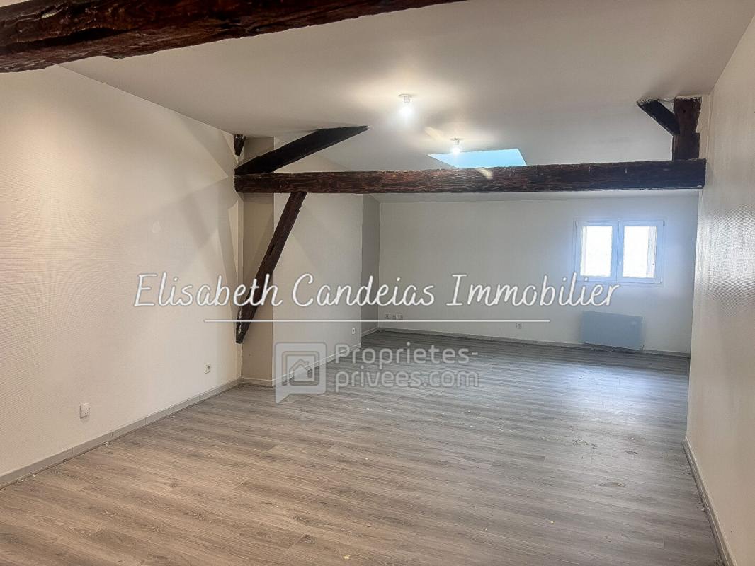 Appartement 3 pièces - 69m² - CAZERES