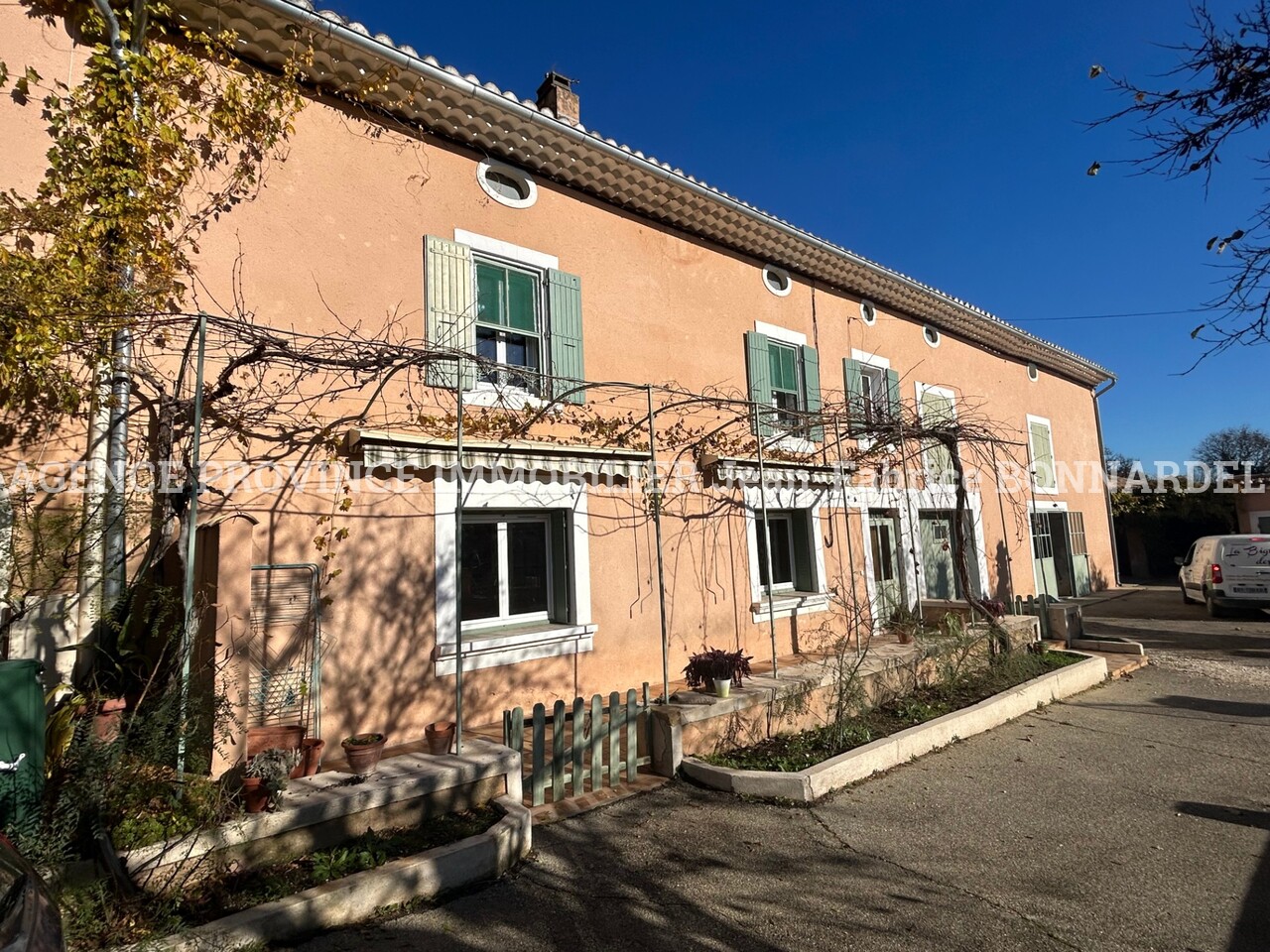 Maison 5 pièces - 134m² - SUZE LA ROUSSE