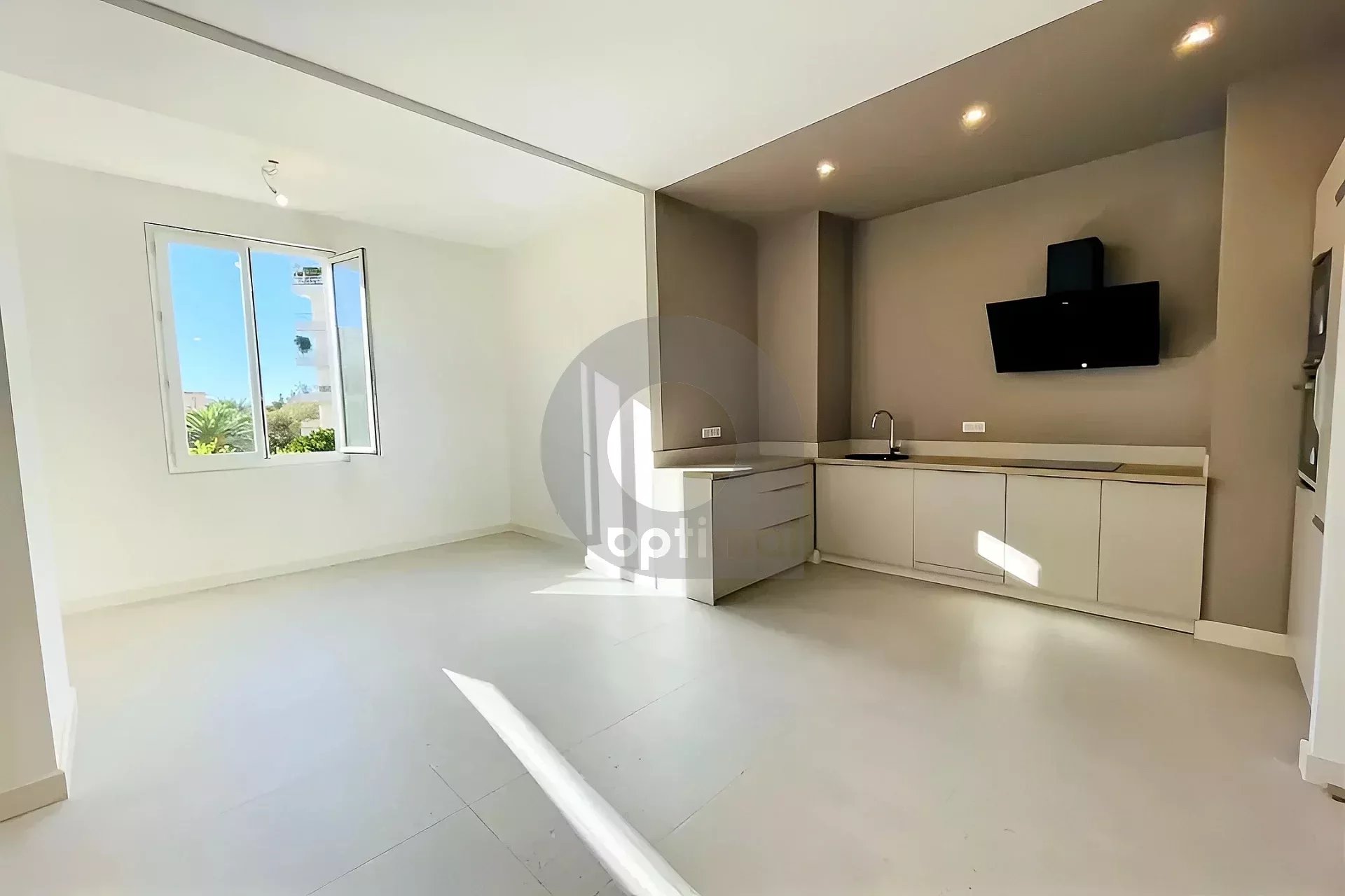 Appartement 3 pièces - 76m² - MENTON