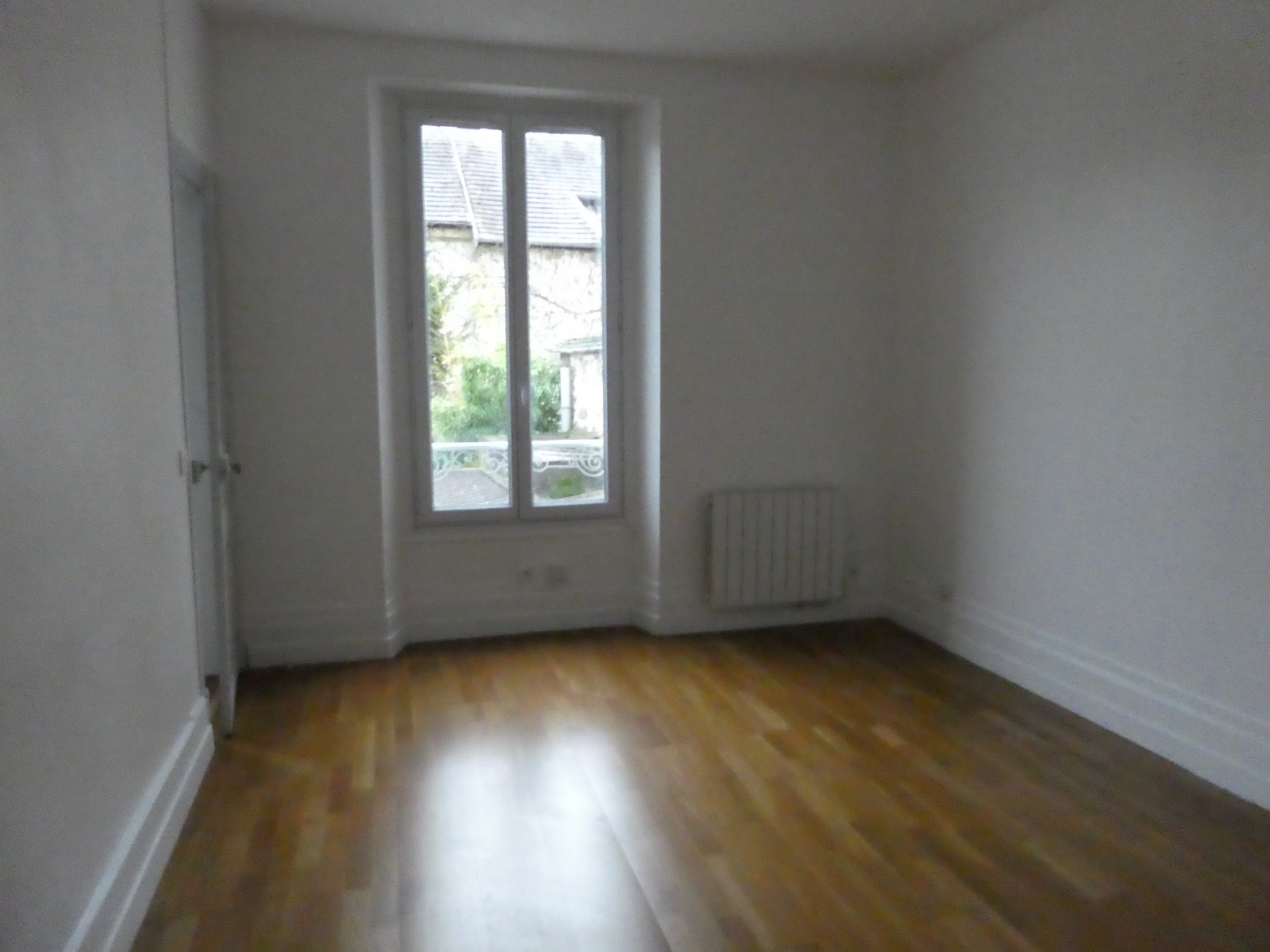 Appartement 2 pièces - 43m² - FONTAINEBLEAU