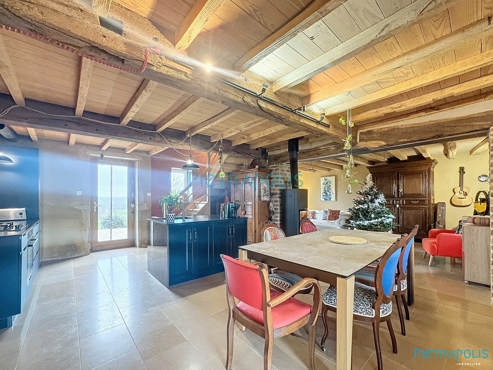 Maison 5 pièces - 132m² - VONNAS