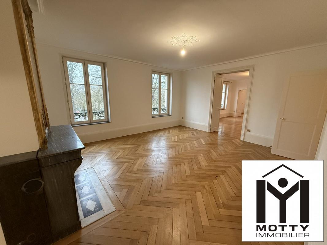 Appartement 5 pièces - 138m² - NANCY