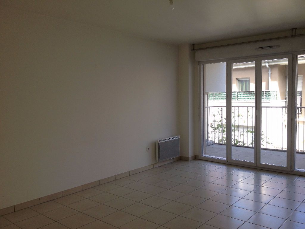 Appartement 2 pièces - 49m² - CHAMPS SUR MARNE