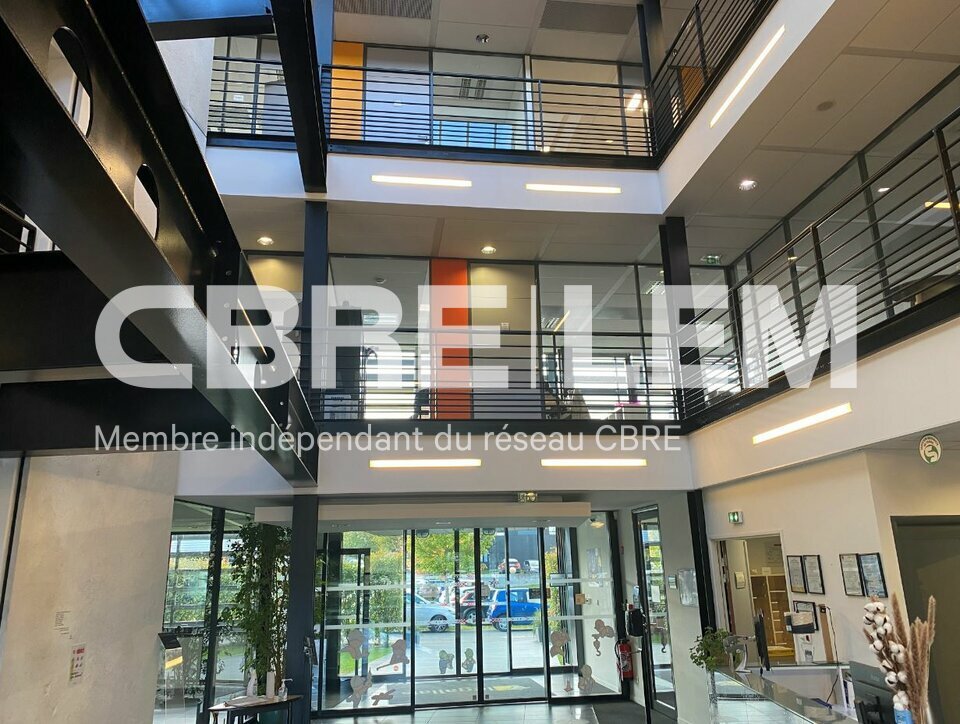 Local Professionnel  - 2 875m² - HEROUVILLE ST CLAIR