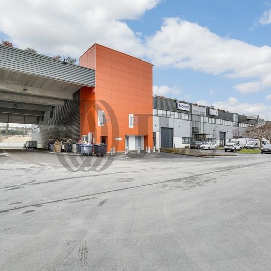 Local industriel  - 231m² - ST DENIS