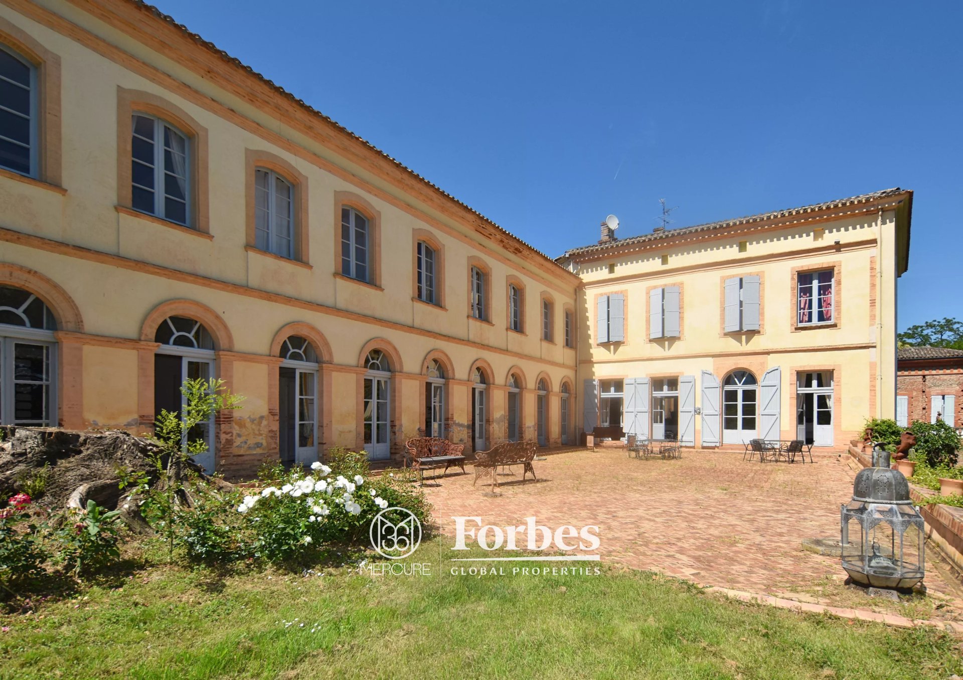 Maison 24 pièces - 773m² - VERDUN SUR GARONNE