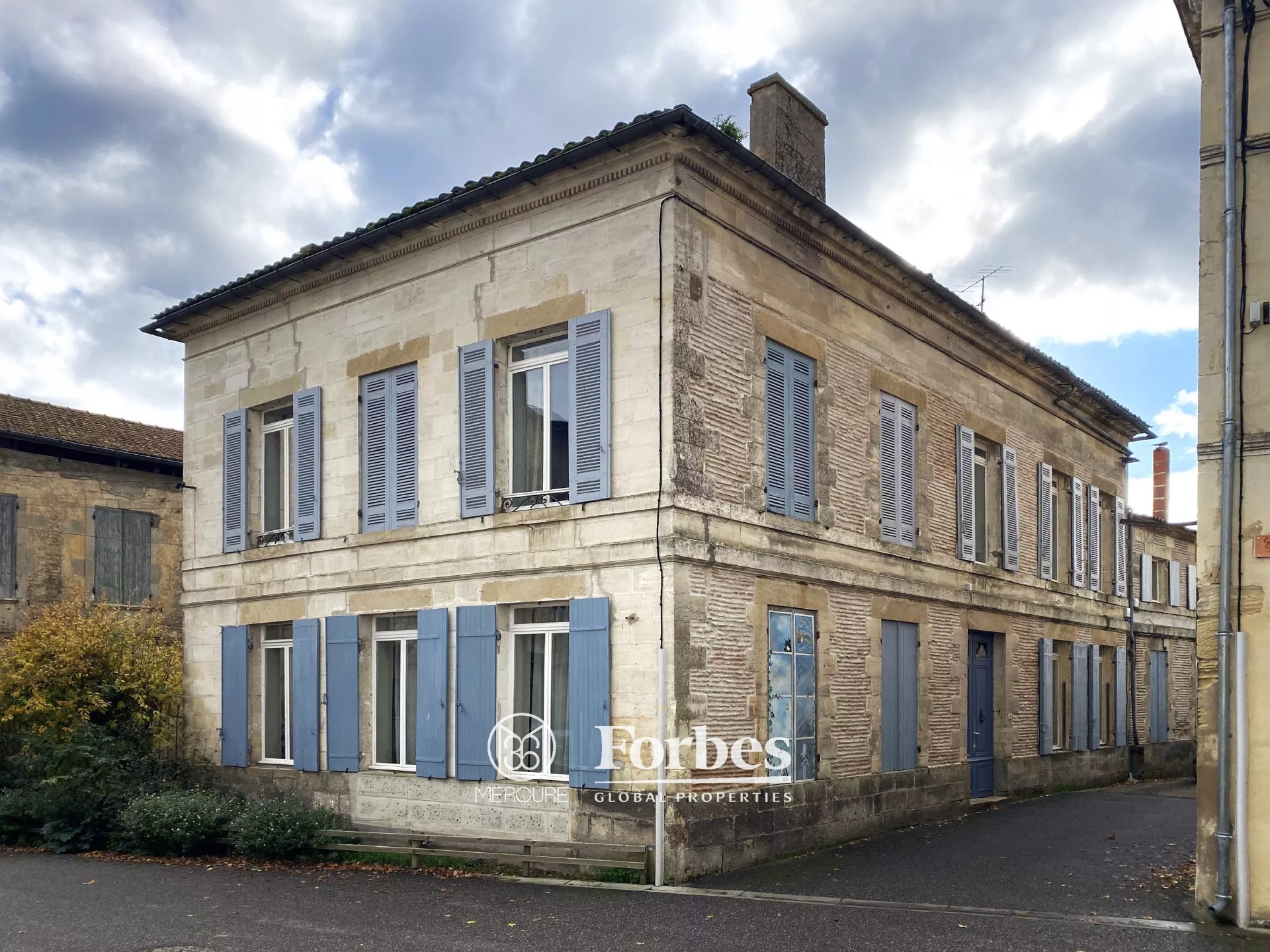 Maison 12 pièces - 373m² - LE MAS D AGENAIS