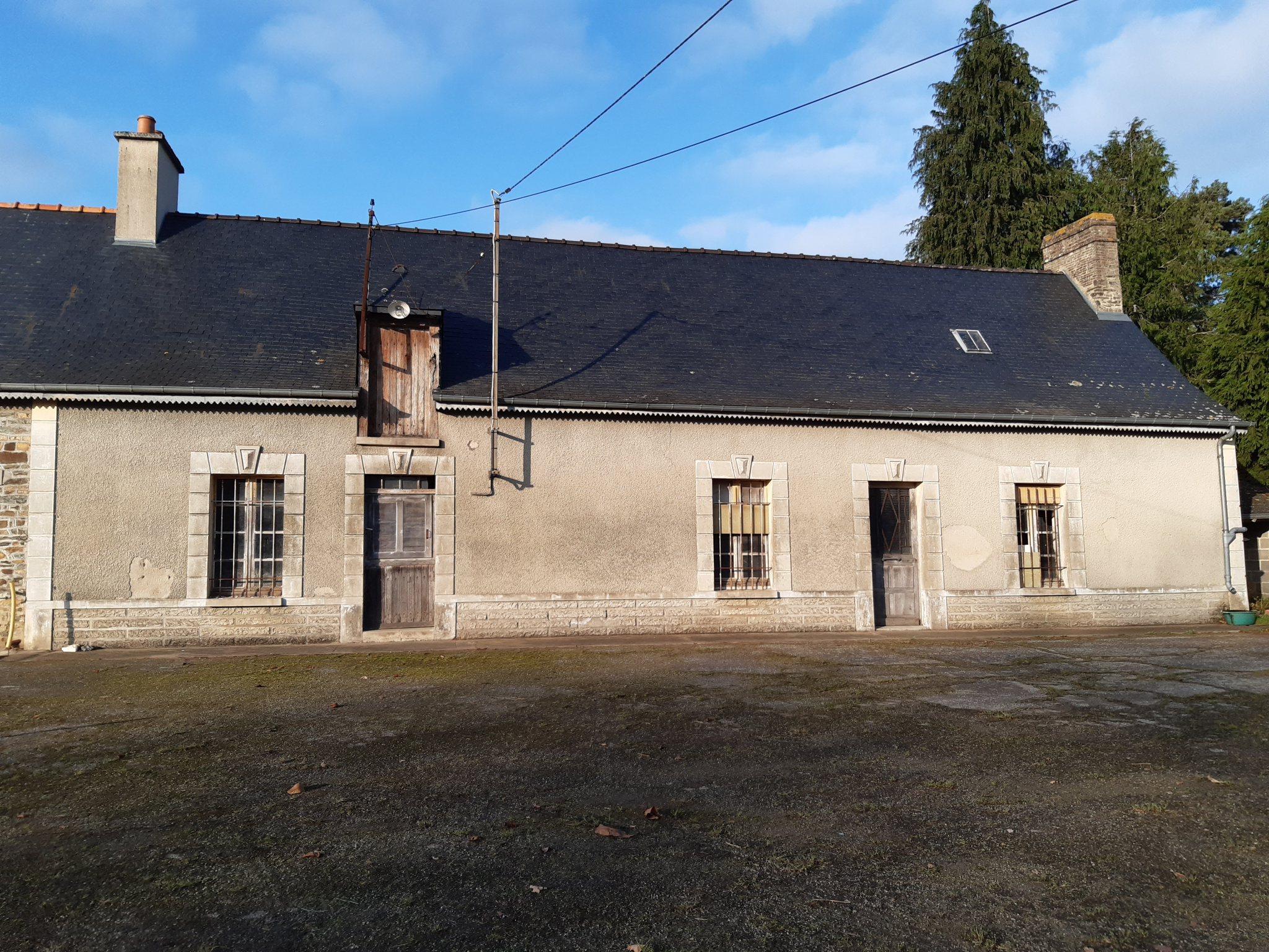 Maison 4 pièces - 200m² - LA GUERCHE DE BRETAGNE