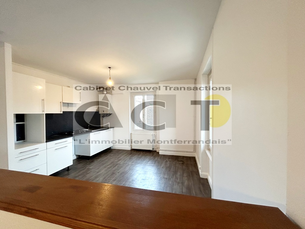 Appartement 3 pièces - 55m² - CLERMONT FERRAND