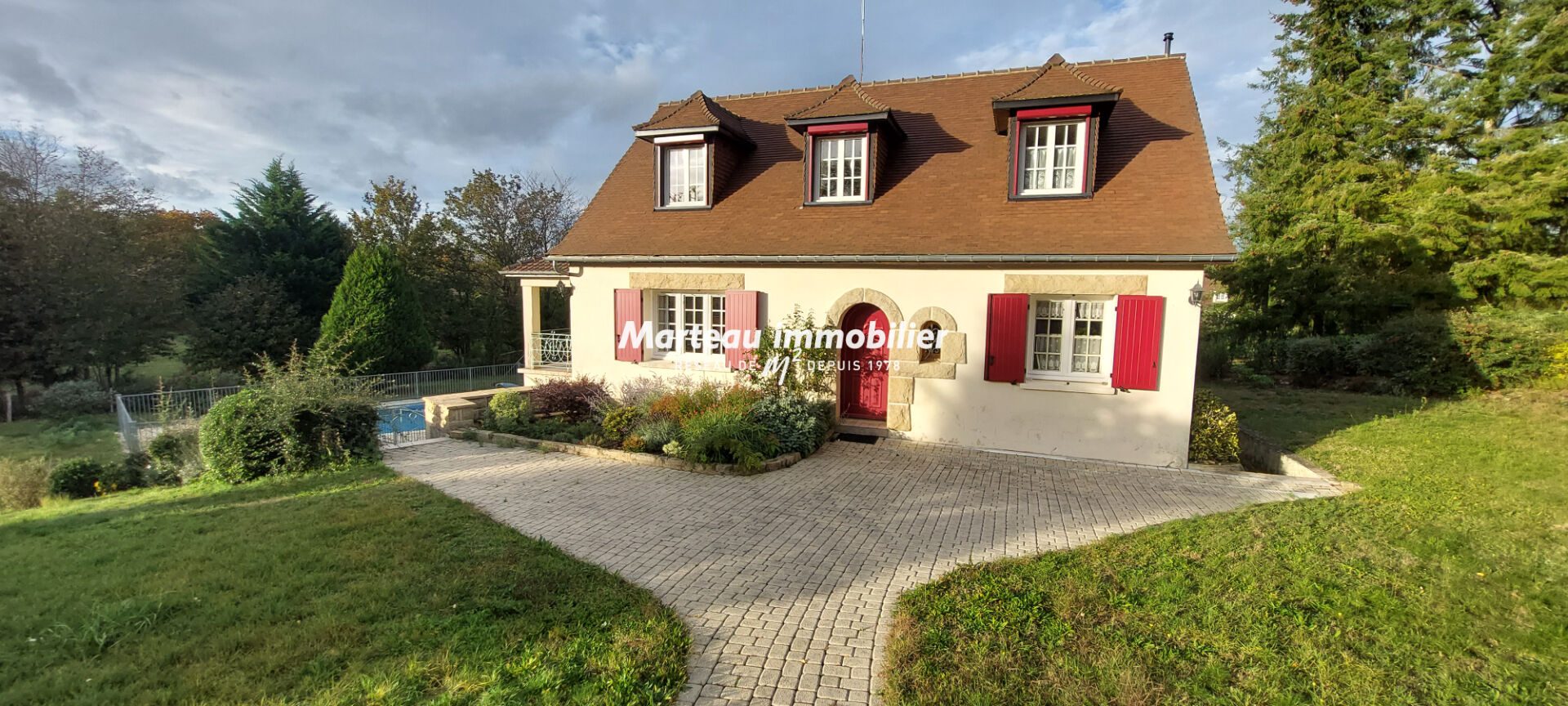 Maison 8 pièces - 180m²