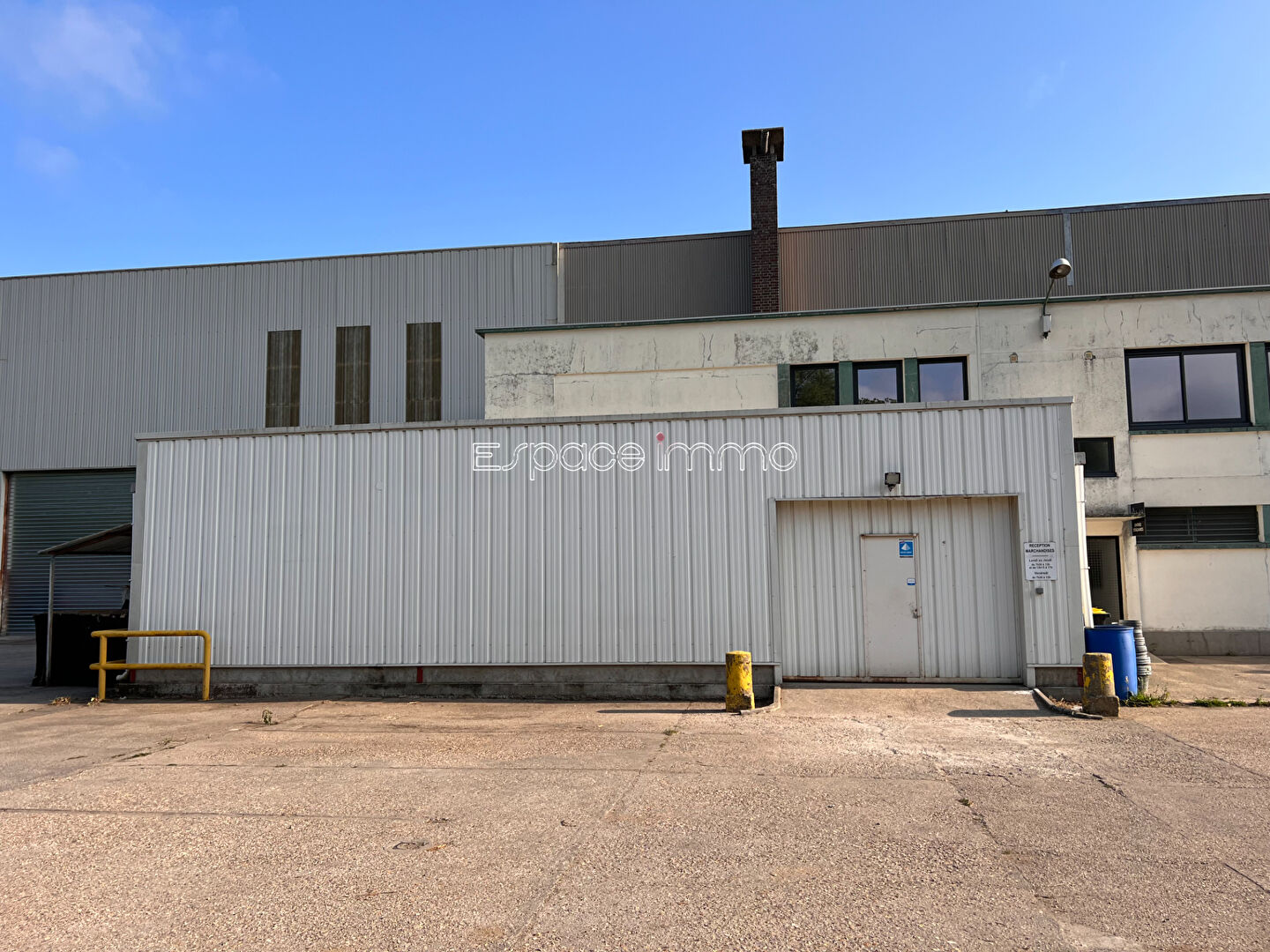 Local industriel  - 169m² - LE HOULME