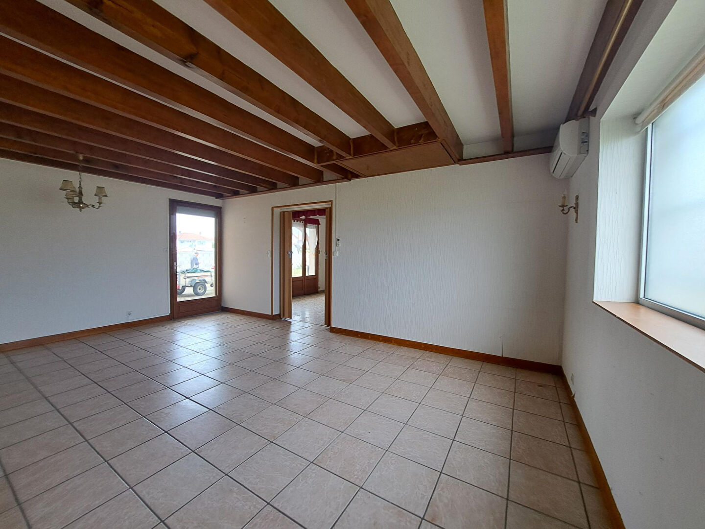 Maison 5 pièces - 180m²