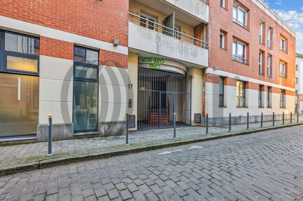 Local Professionnel  - 238m² - LILLE