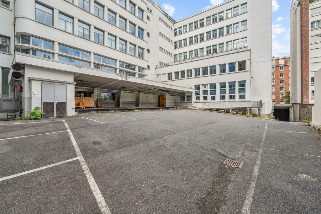 Local industriel  - 4 613m² - PARIS  - 13ème