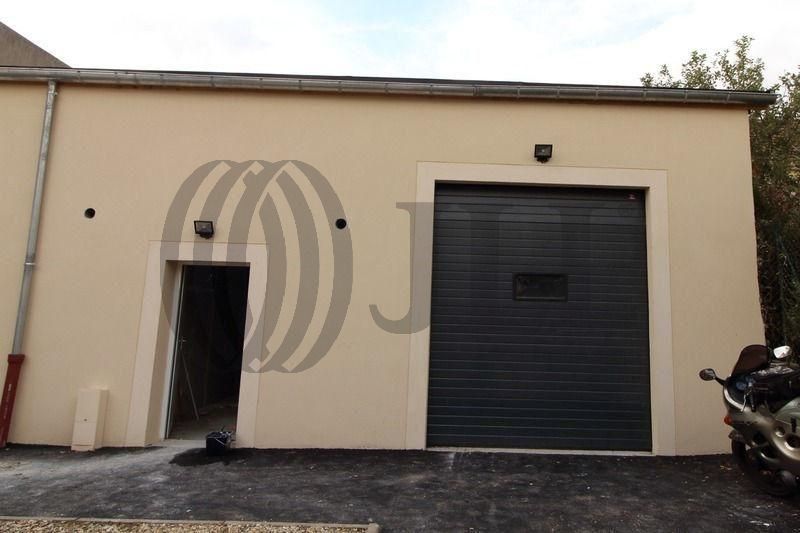 Local industriel  - 200m² - VILLIERS LE BEL