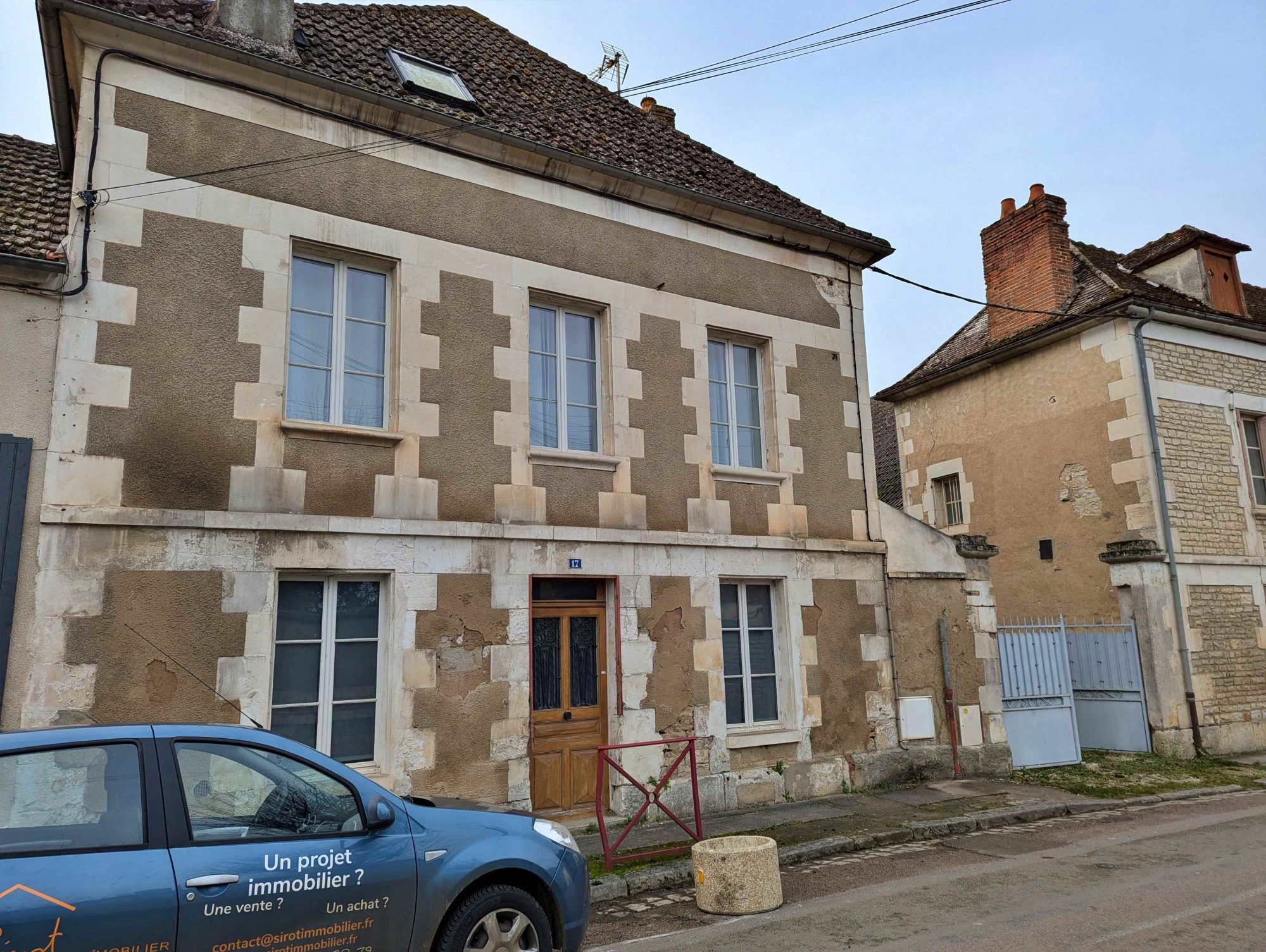 Maison 7 pièces - 210m² - BAZARNES