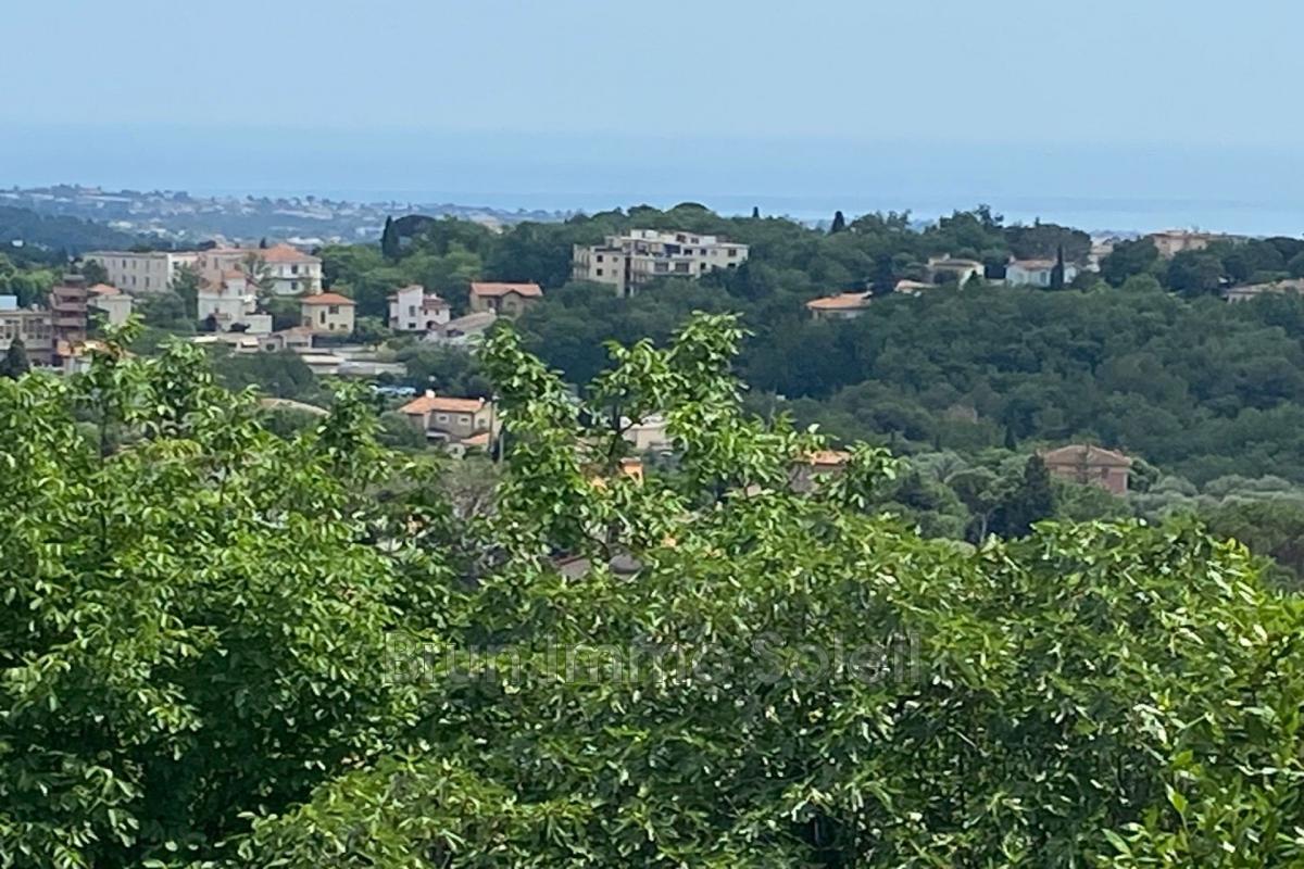 Terrain  - 2 331m² - VENCE