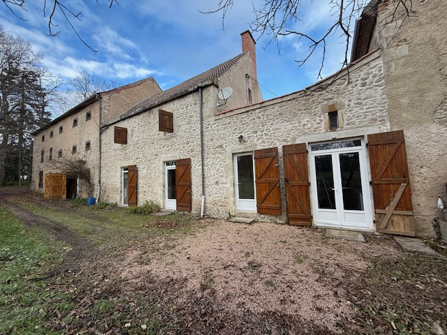 Maison 4 pièces - 145m² - ST AGOULIN