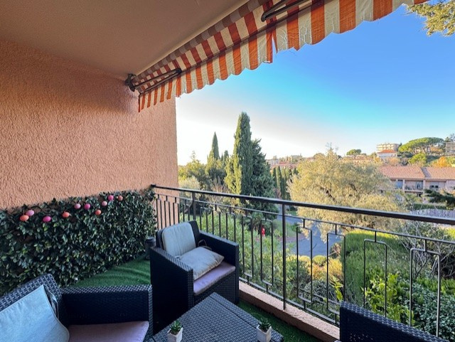 Appartement 2 pièces - 54m² - VENCE