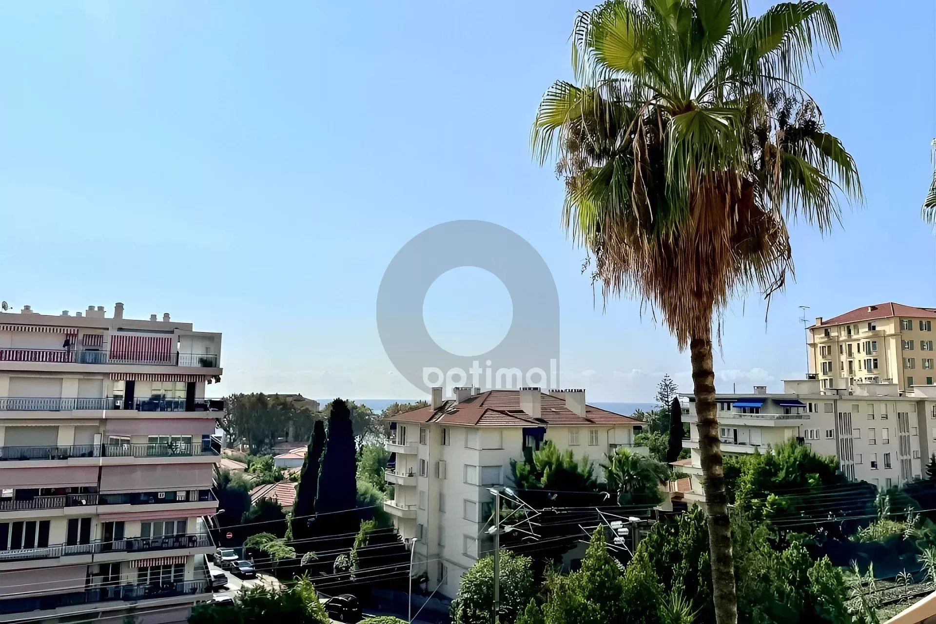 Appartement 2 pièces - 47m² - MENTON