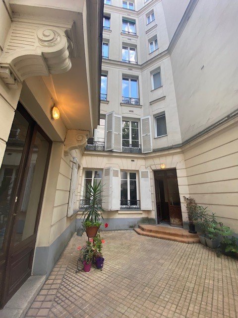 Appartement 2 pièces - 33m² - PARIS  - 15ème