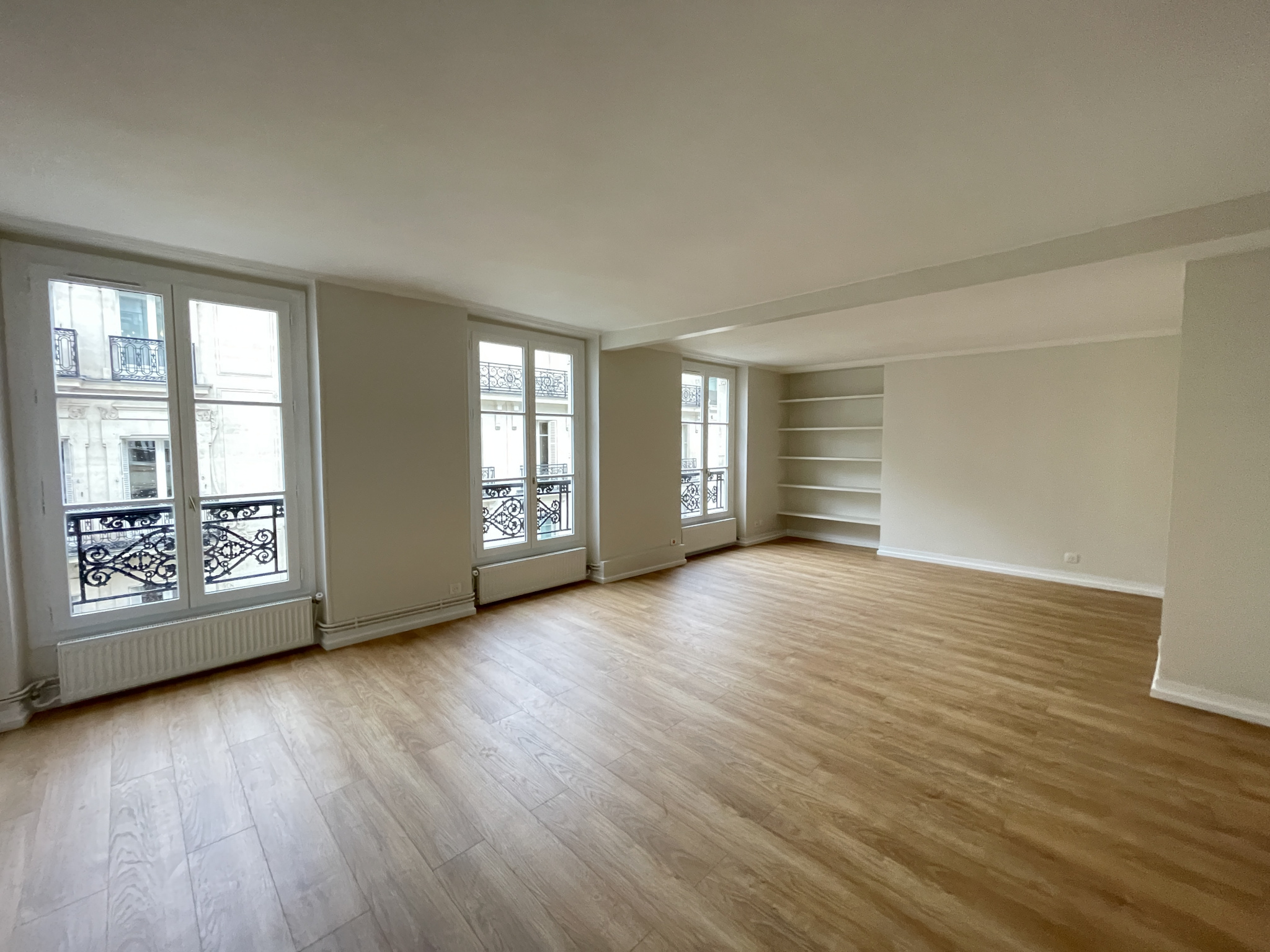 Appartement 4 pièces - 80m² - PARIS  - 8ème