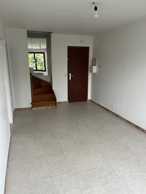 Appartement 2 pièces - 50m² - ST MAUR DES FOSSES