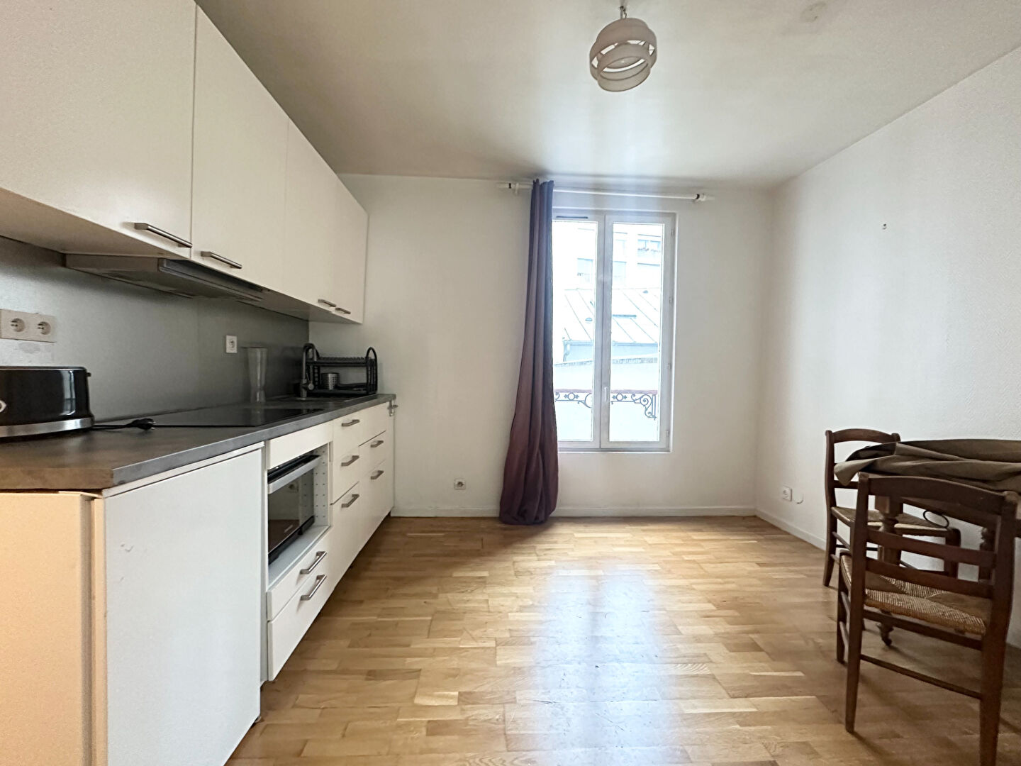 Appartement 2 pièces - 28m² - PARIS  - 18ème