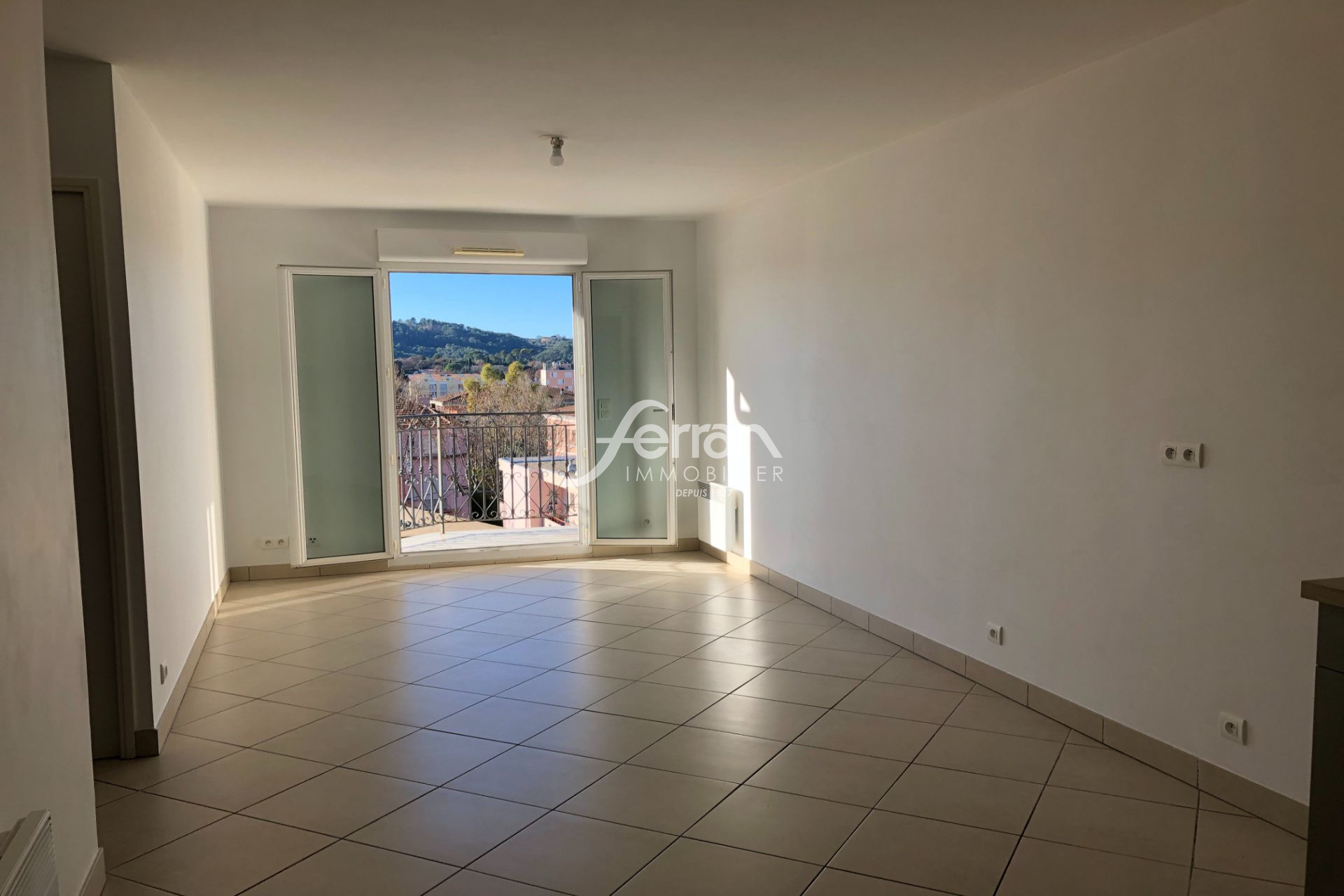 Appartement 2 pièces - 39m² - DRAGUIGNAN