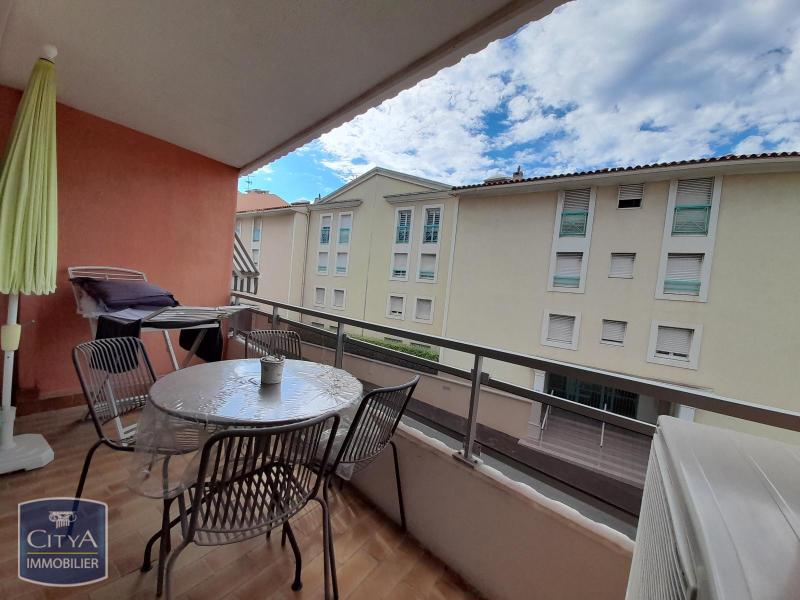 Appartement 1 pièce - 33m² - ST RAPHAEL