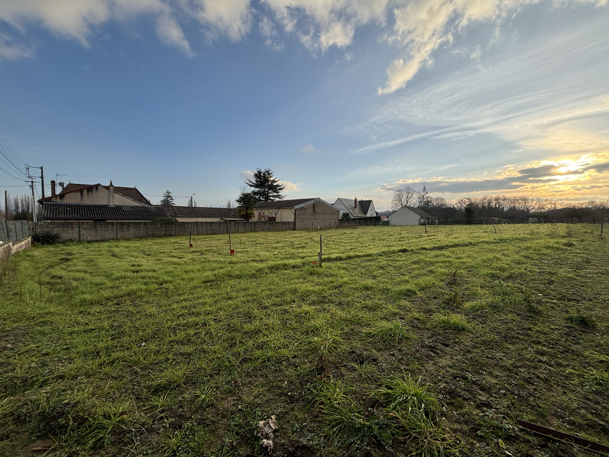 Terrain  - 1 296m² - LENCLOITRE