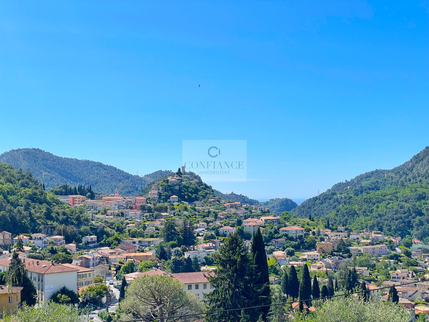 Terrain  - 4 241m² - TOURRETTE LEVENS