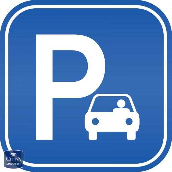 Parking  - PERTUIS