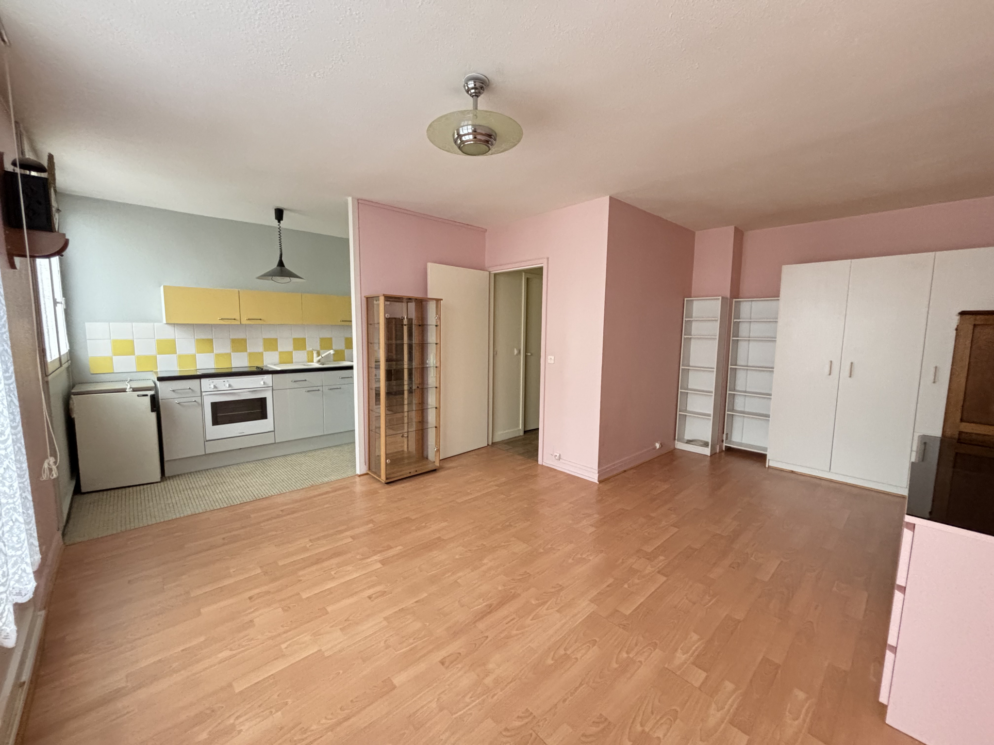 Appartement 1 pièce - 30m² - LE PLESSIS TREVISE