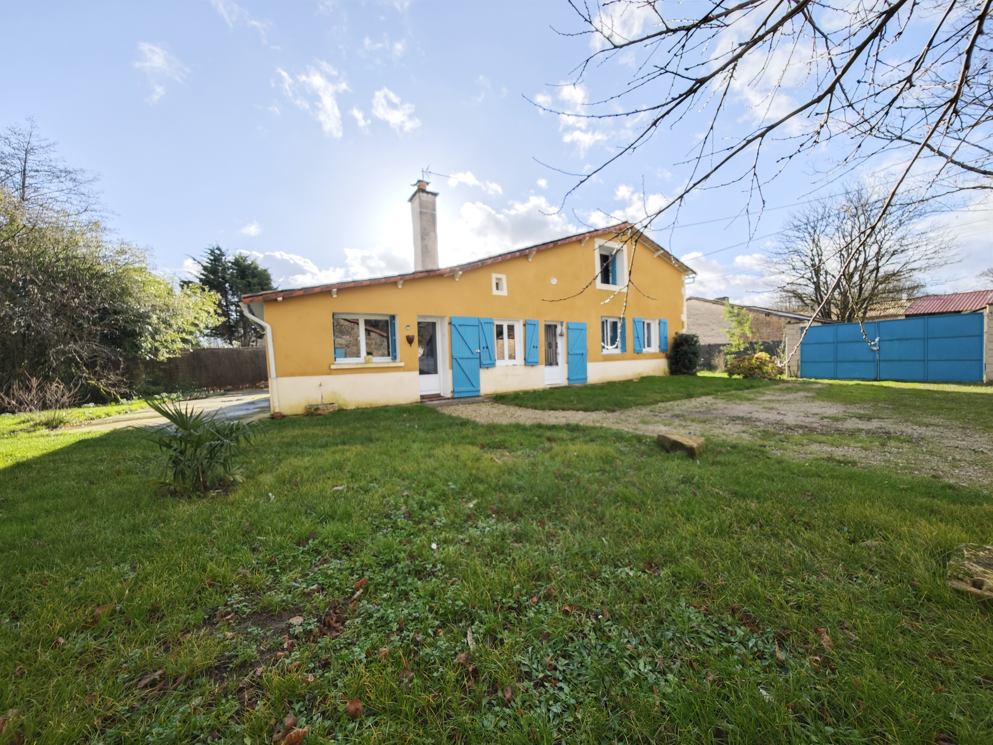 Maison 3 pièces - 107m² - ROMAGNE