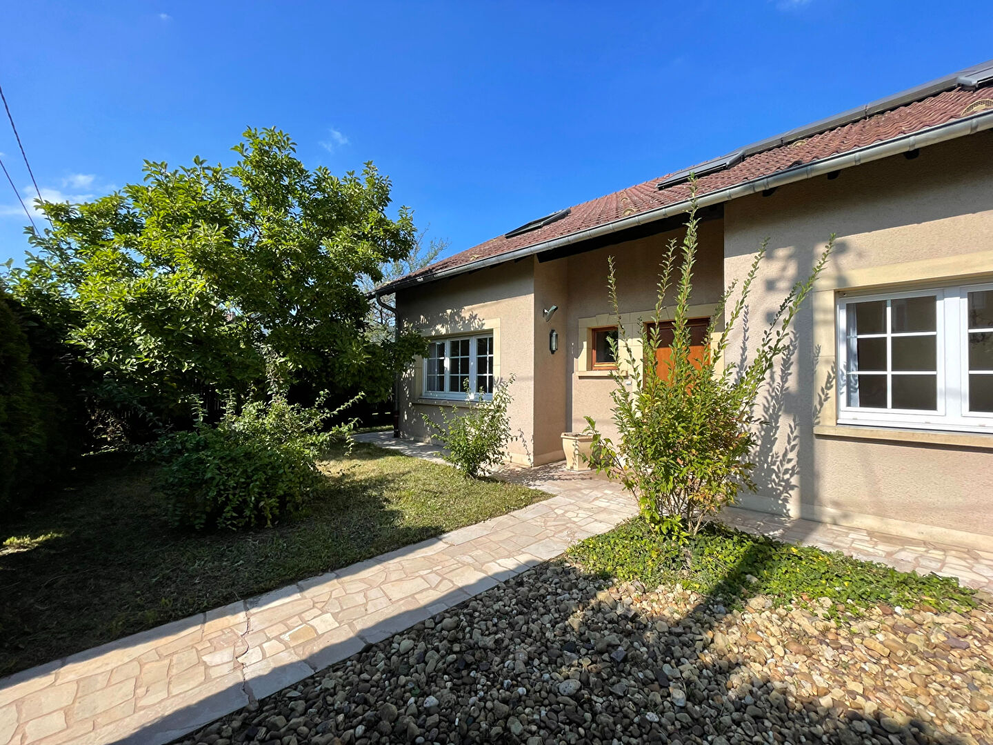 Maison 9 pièces - 260m²