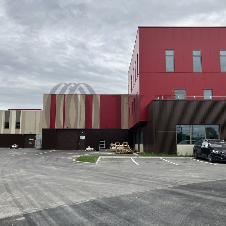 Local industriel  - 1 296m² - GENNEVILLIERS