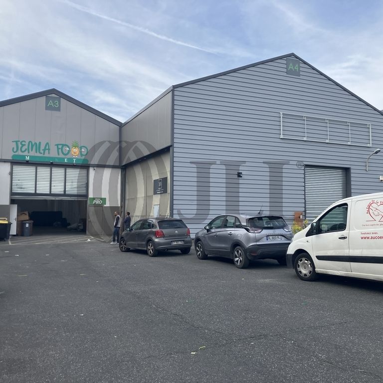 Local industriel  - 550m² - EPINAY SUR SEINE