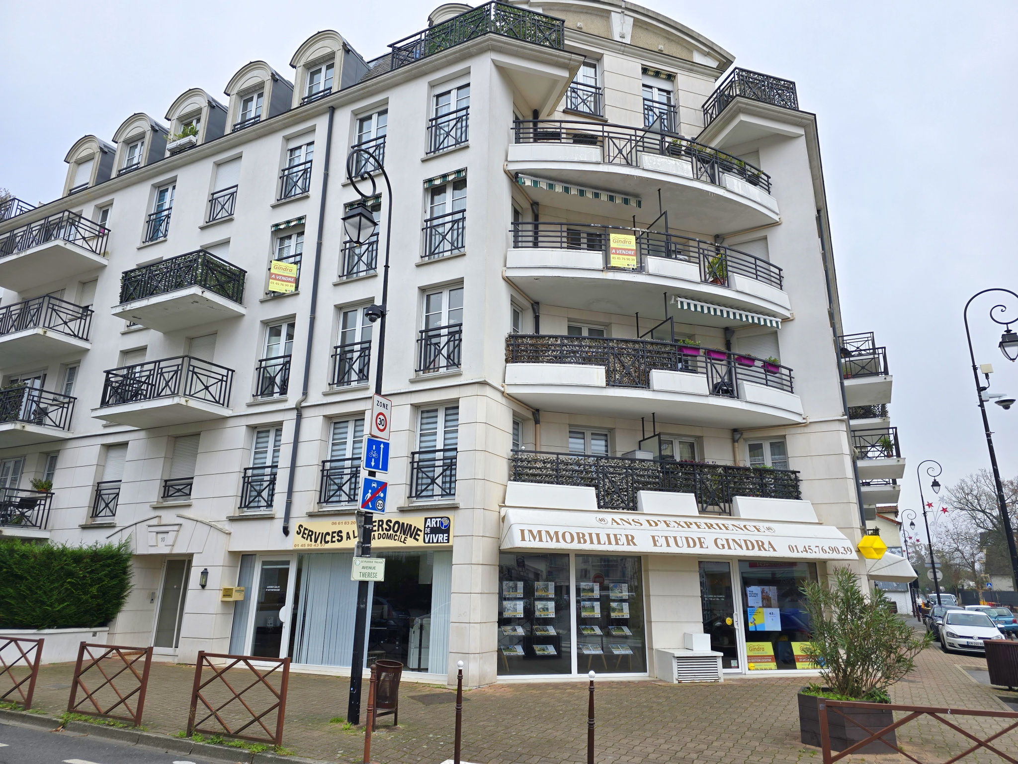 Appartement 3 pièces - 66m² - LE PLESSIS TREVISE